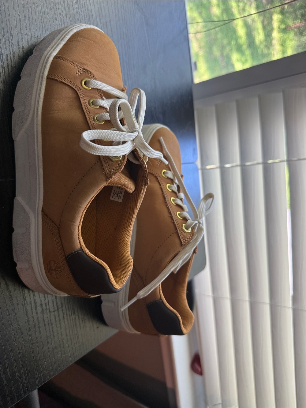 Timberland leather sneakers women’s 6.5